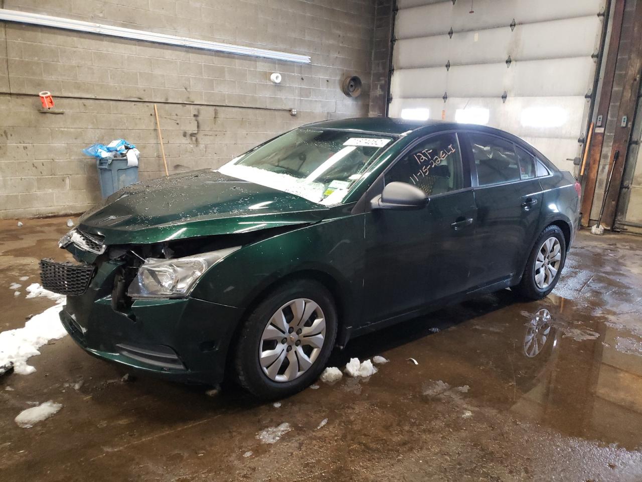 Chevrolet Cruze ls (2014)