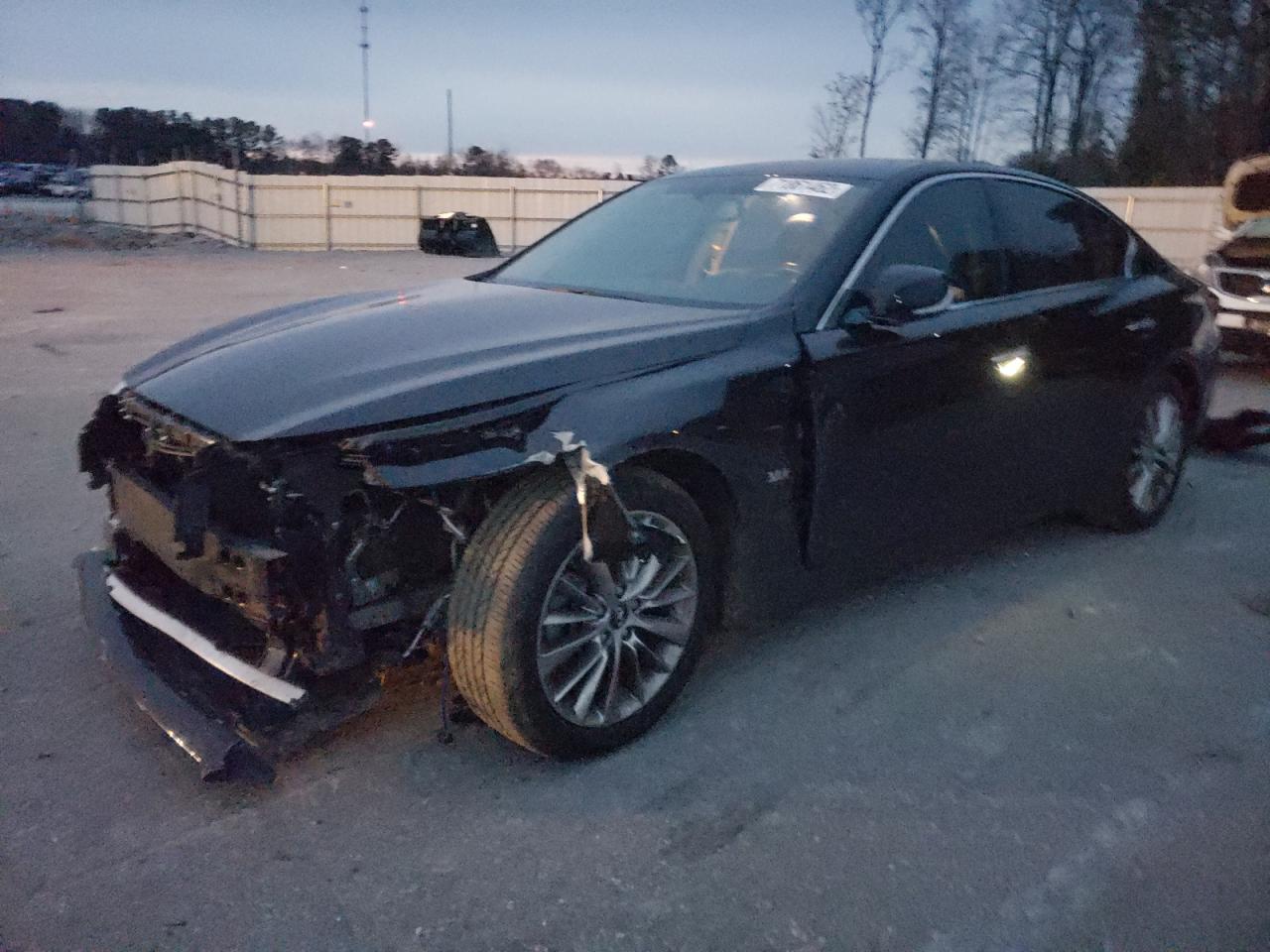Infiniti Q50 luxe (2019)