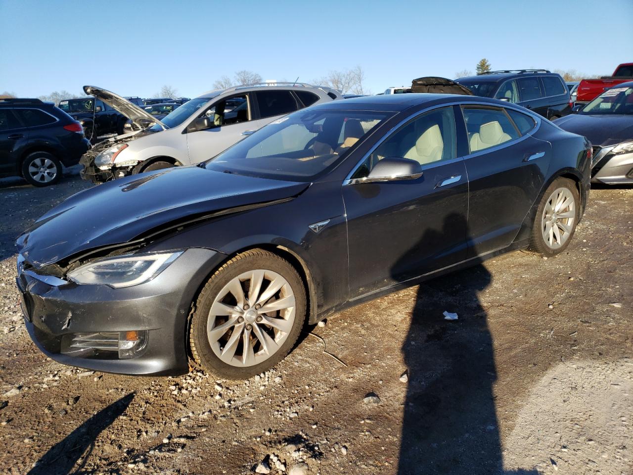 Tesla Model s (2016)