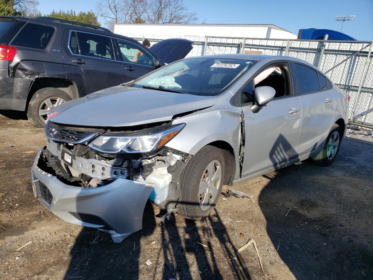 Chevrolet Cruze ls (2018)