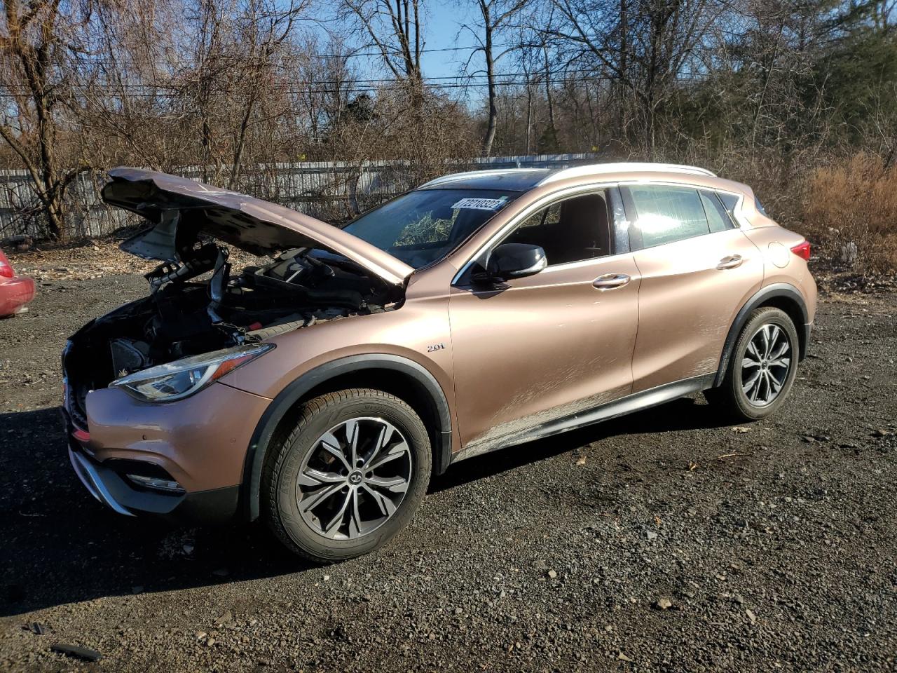 Infiniti Qx30 base (2017)