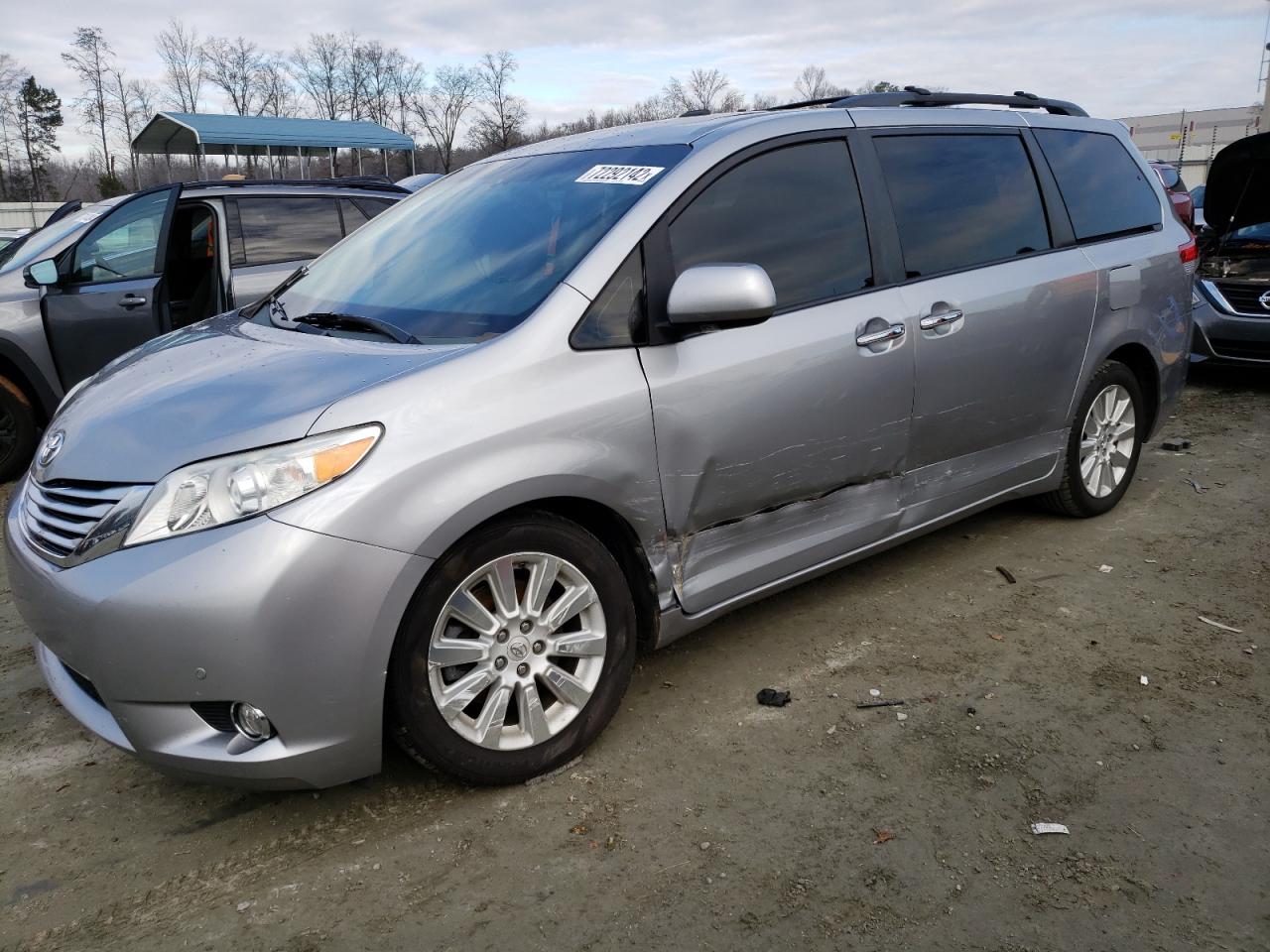 Toyota Sienna (2012)