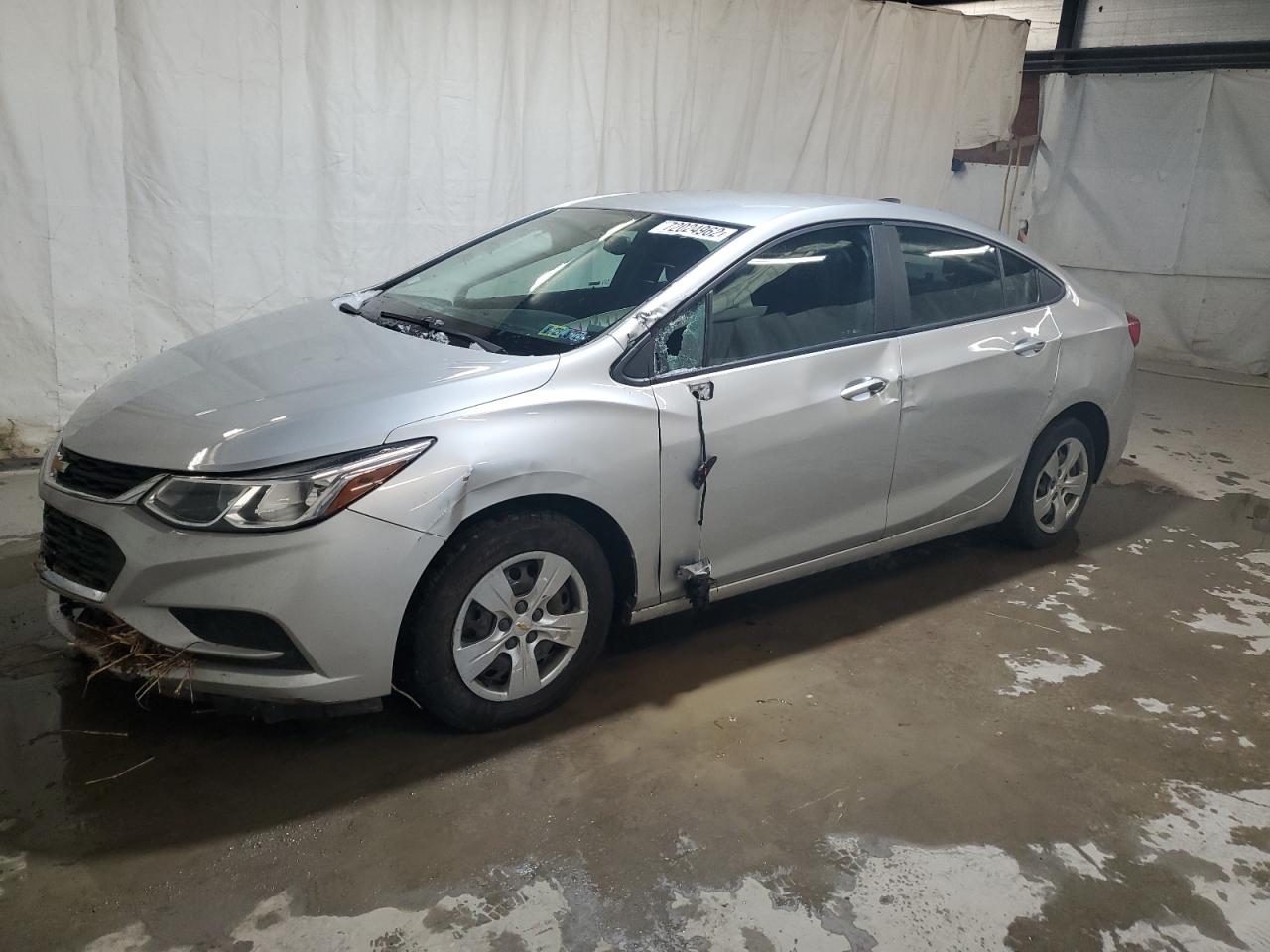 Chevrolet Cruze ls (2016)