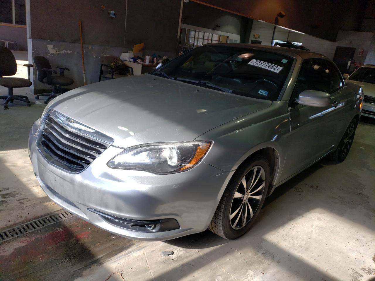 Chrysler 200 s (2013)