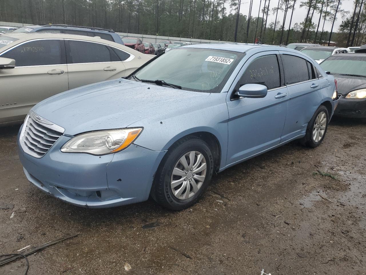 Chrysler 200 lx (2012)