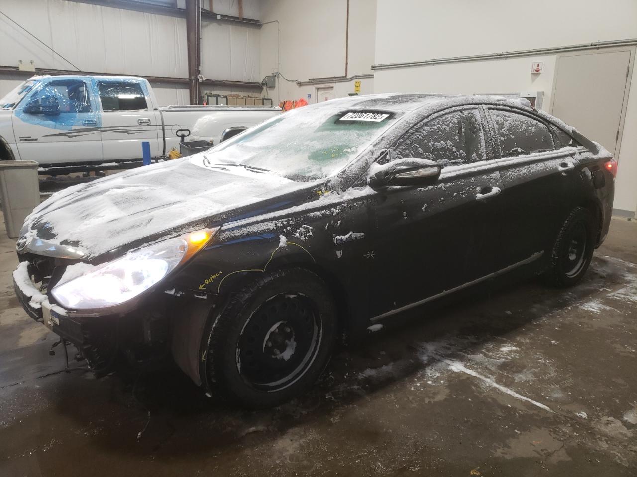 Hyundai Sonata hyb (2015)