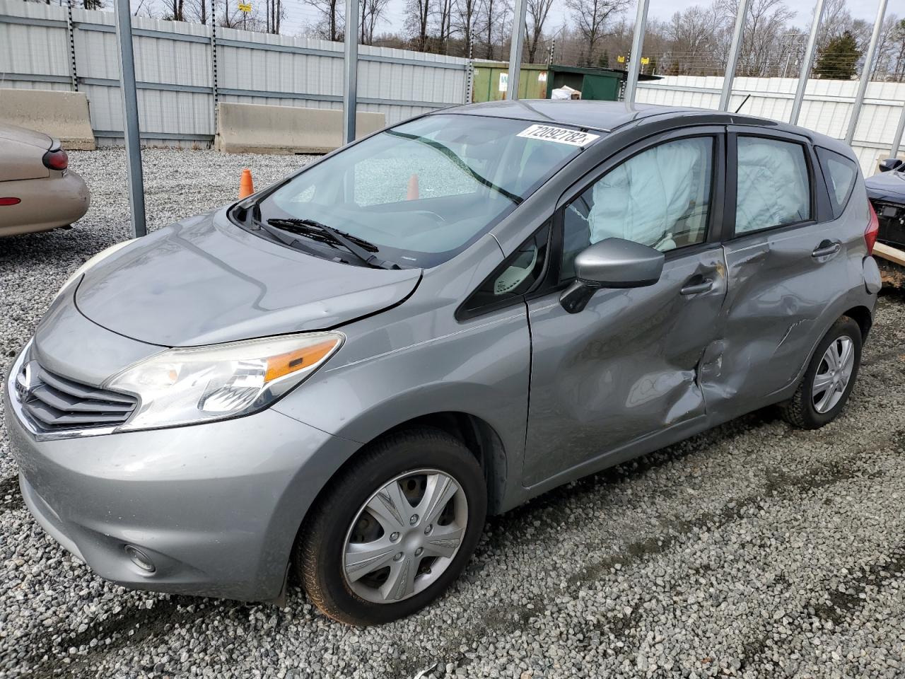 Nissan Versa note (2015)