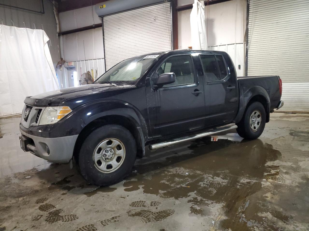 Nissan Frontier s (2012)