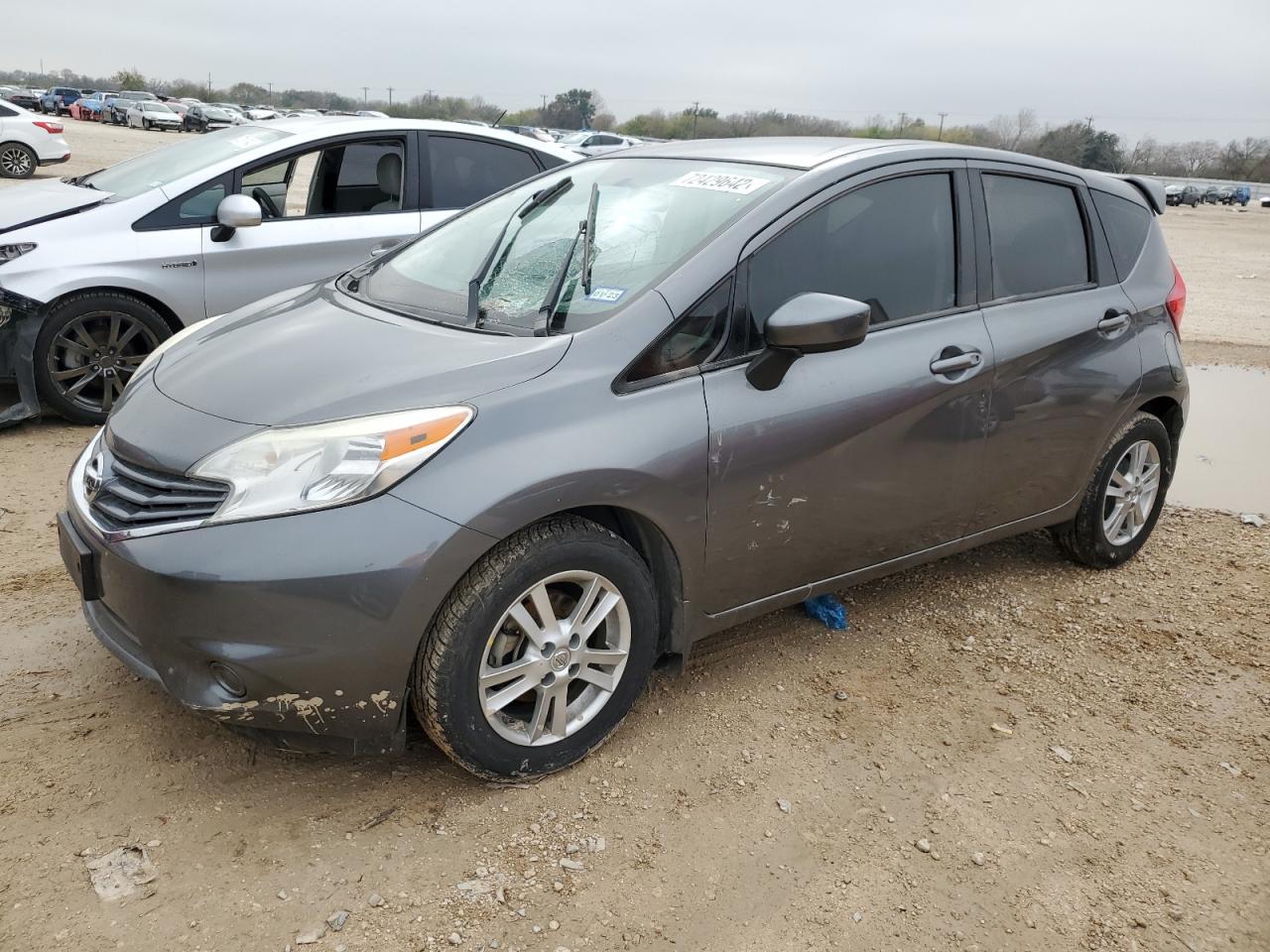 Nissan Versa note (2016)