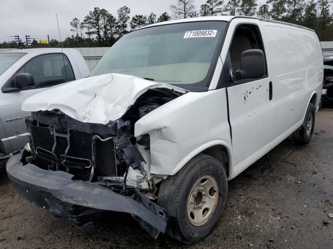 Gmc Savana g25 (2013)