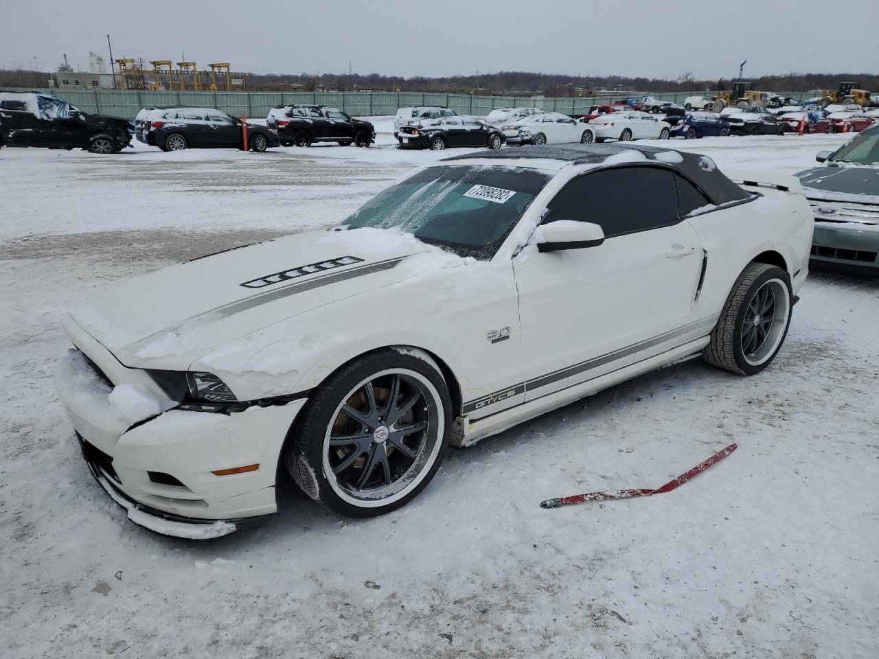 Ford Mustang gt (2013)
