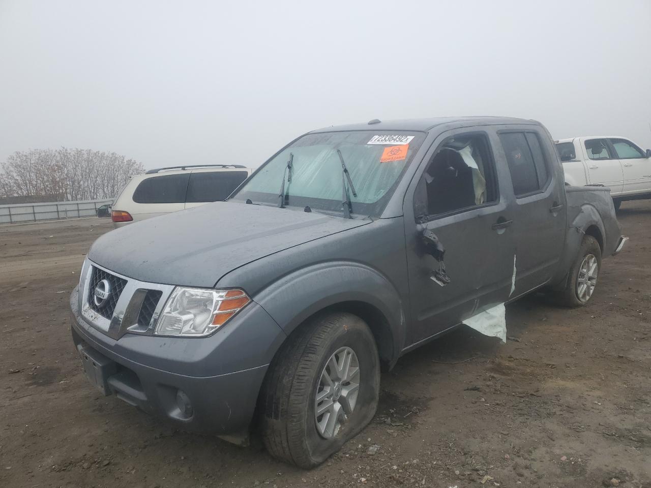 Nissan Frontier s (2017)