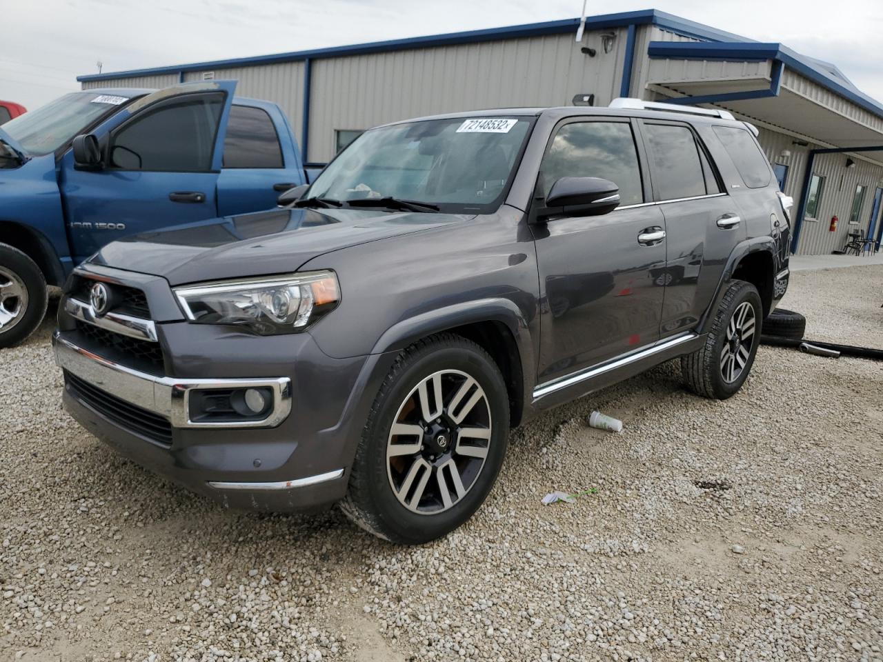 Toyota 4runner sr (2015)