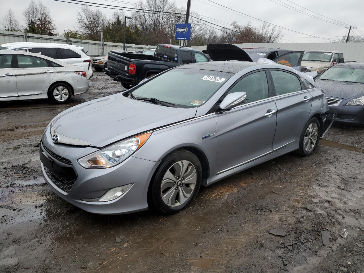 Hyundai Sonata hyb (2015)