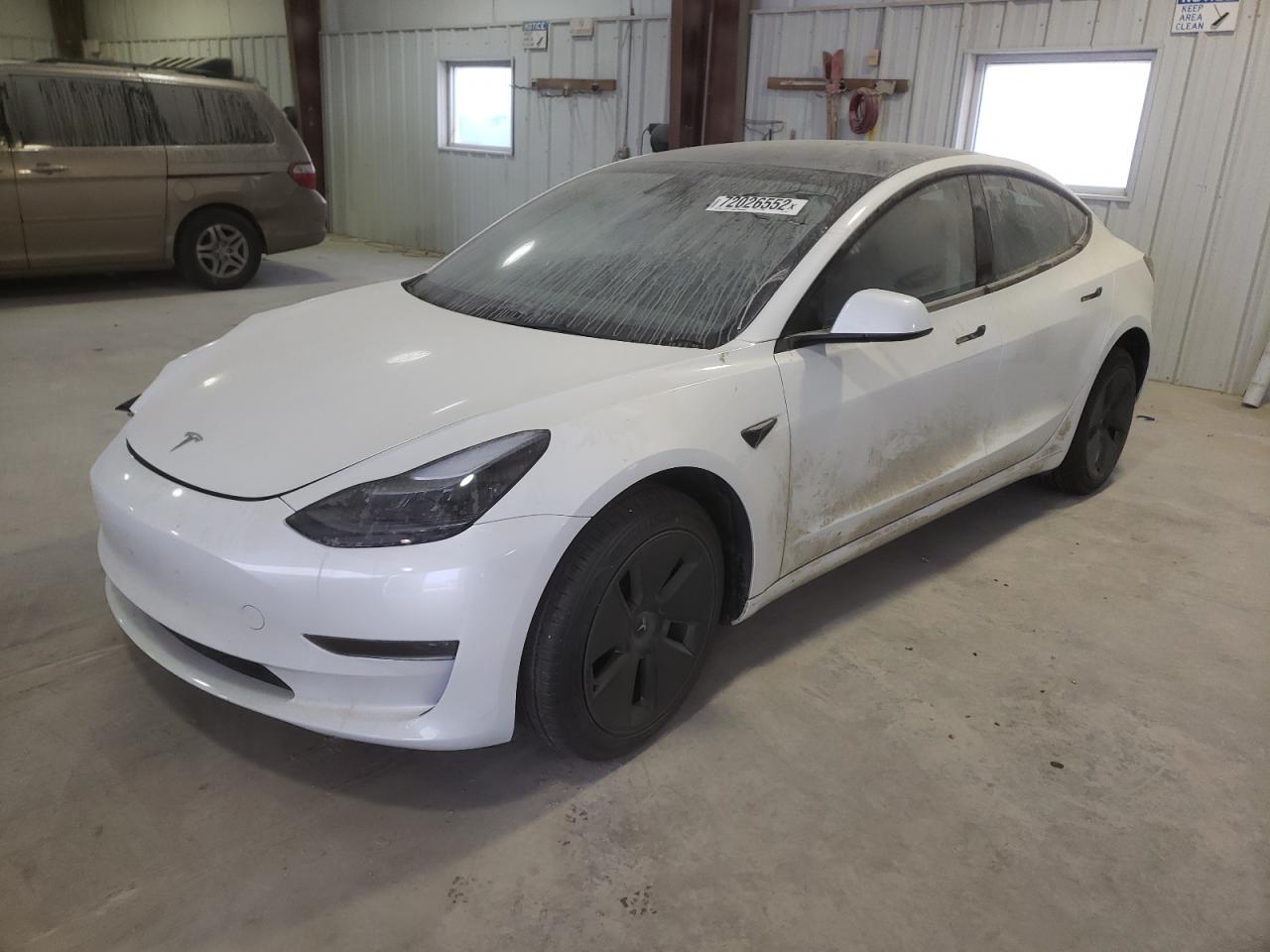Tesla Model 3 (2023)
