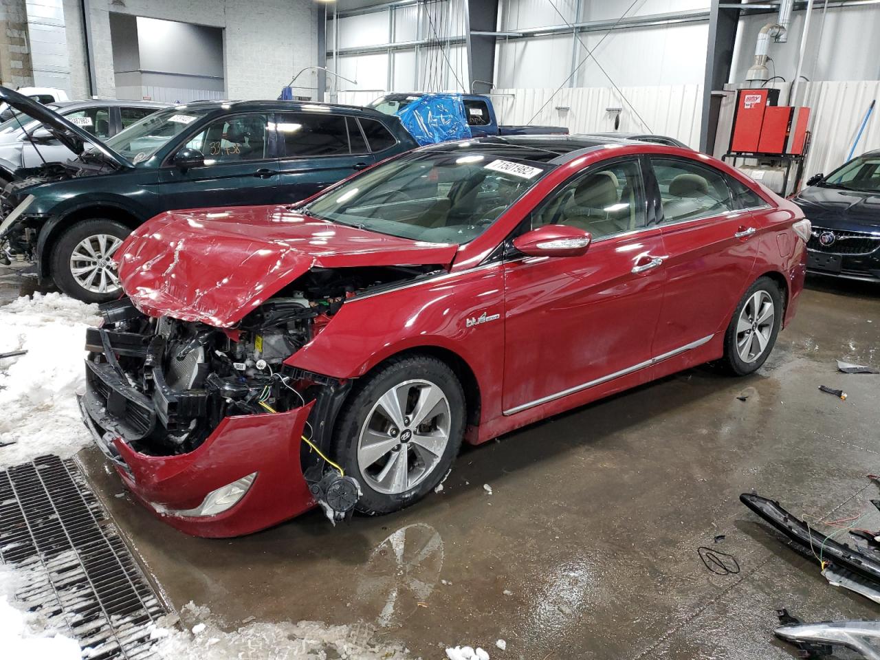 Hyundai Sonata hyb (2012)