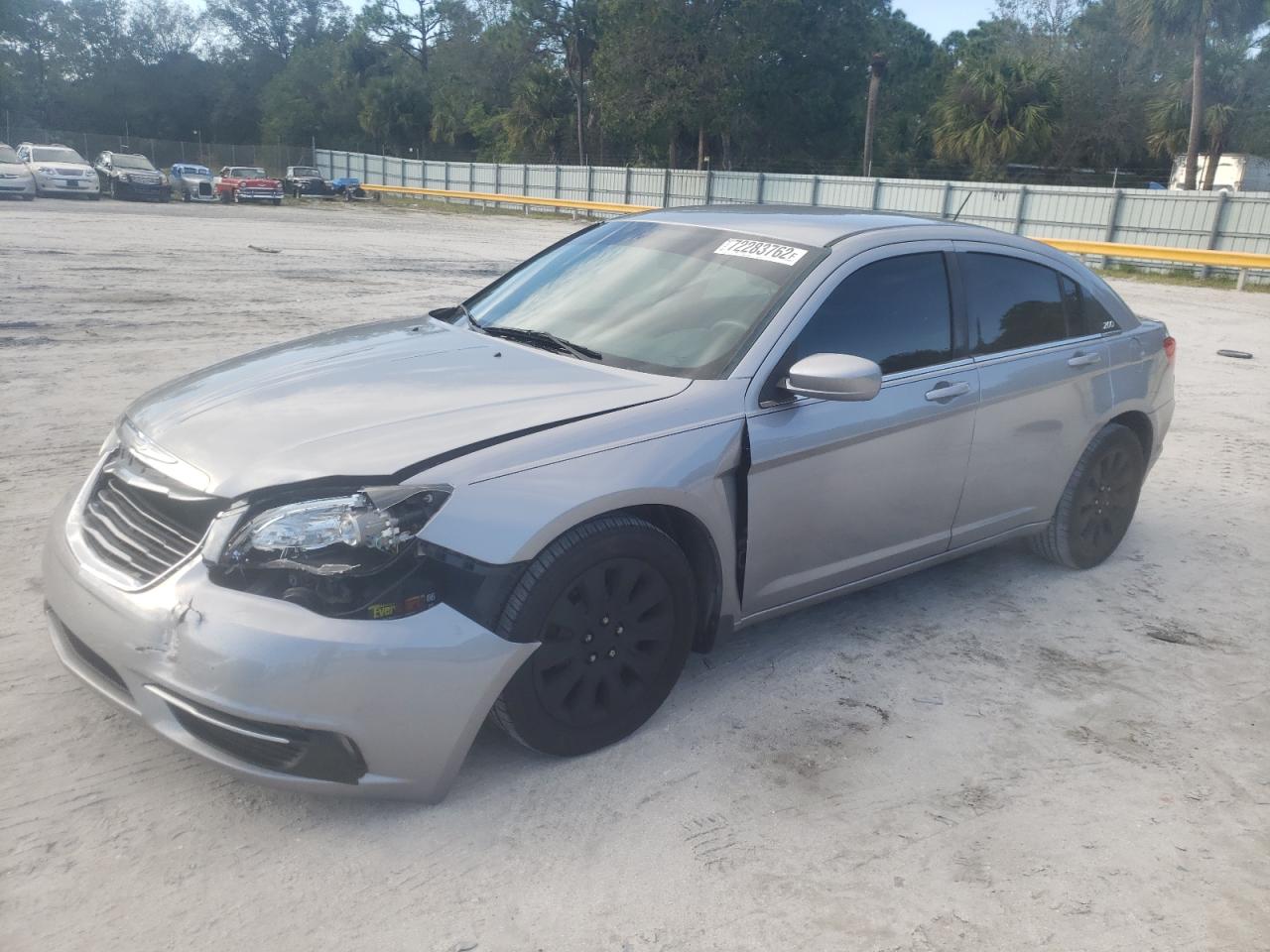 Chrysler 200 lx (2013)