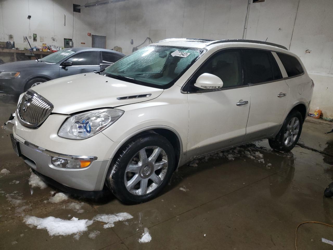 Buick Enclave cx (2010)