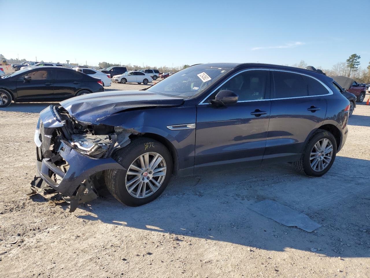 Jaguar F-pace pre (2017)