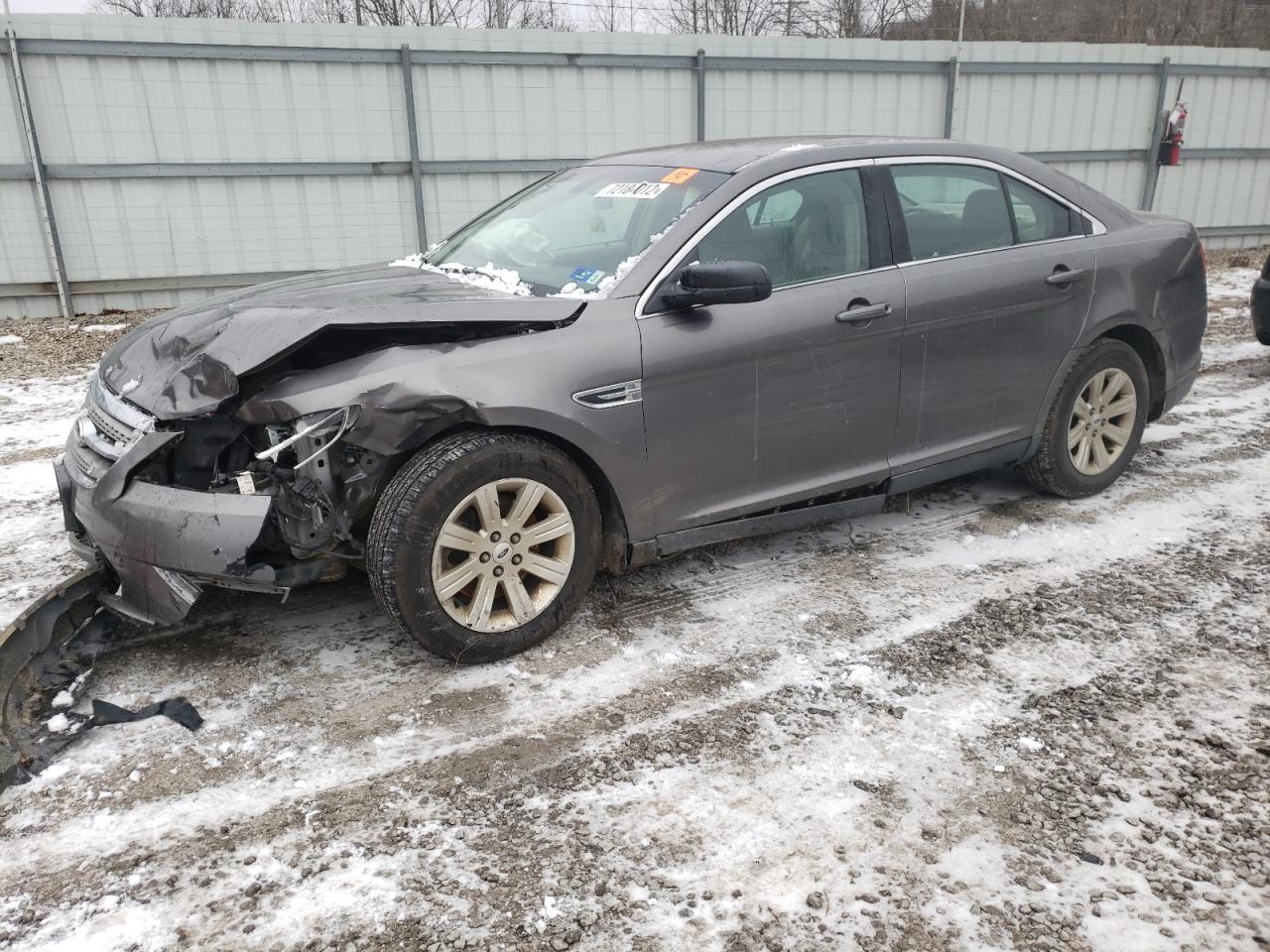 Ford Taurus se (2011)