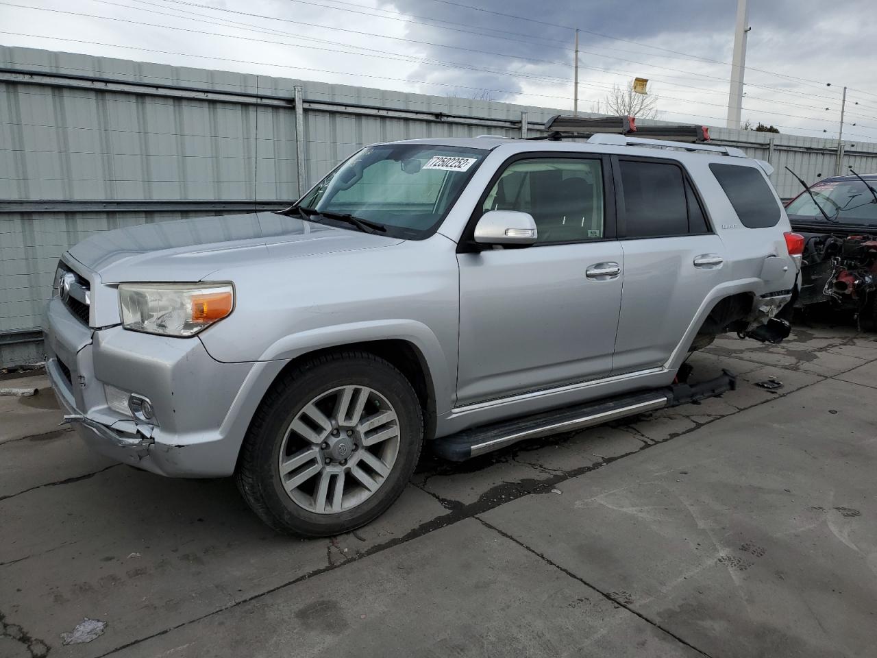 Toyota 4runner sr (2012)