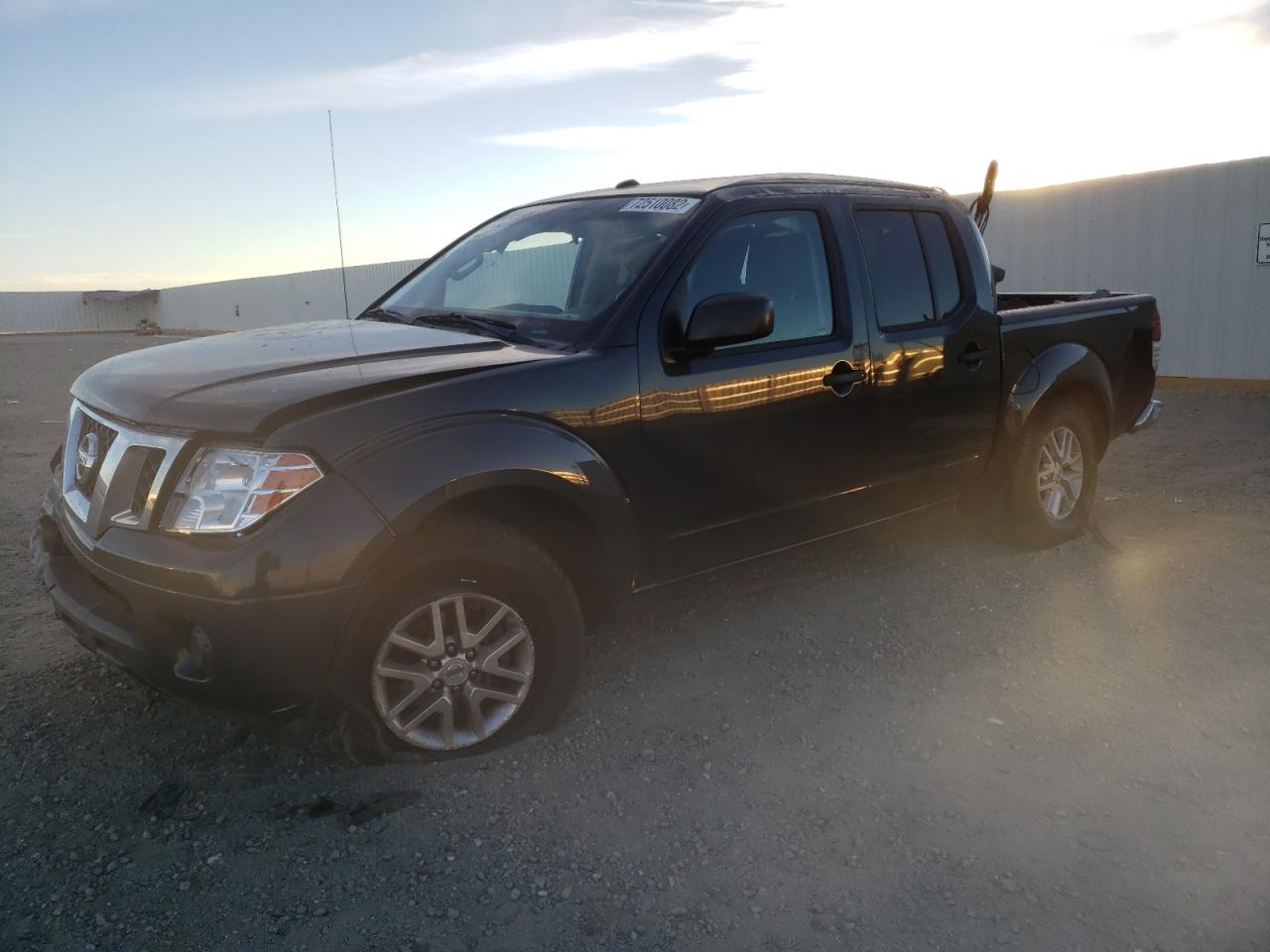 Nissan Frontier s (2015)
