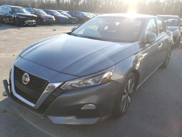 Nissan Altima sv (2022)