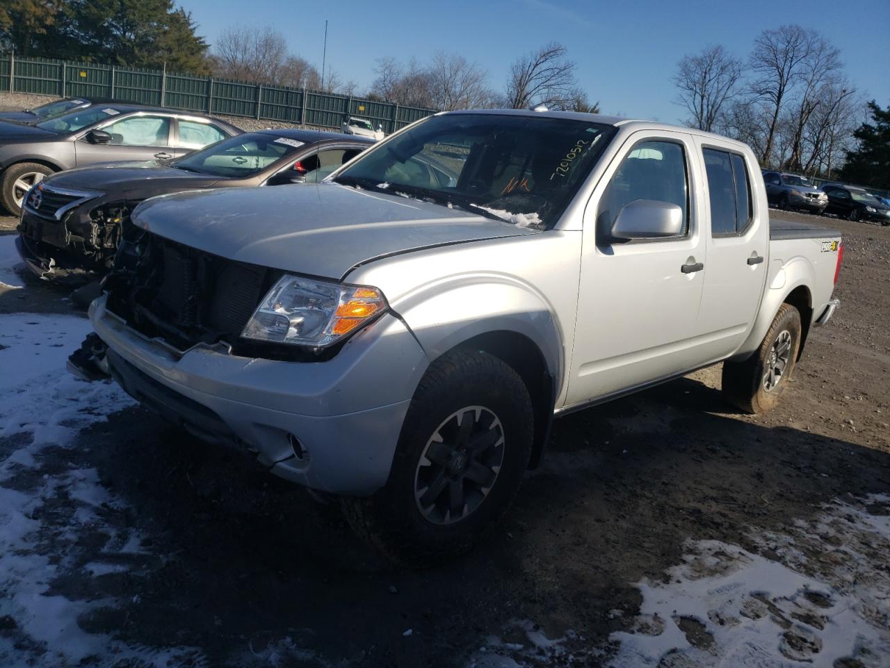 Nissan Frontier s (2018)