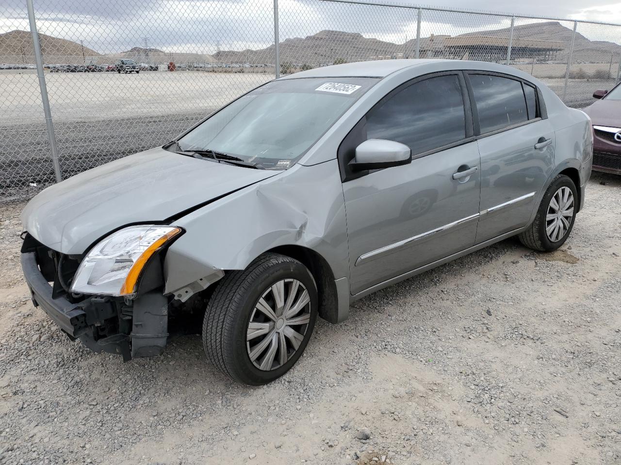 Nissan Sentra 2-0 (2010)