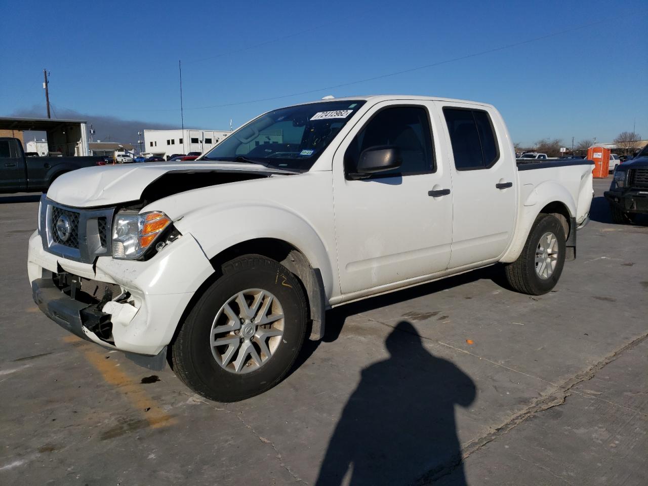 Nissan Frontier s (2018)