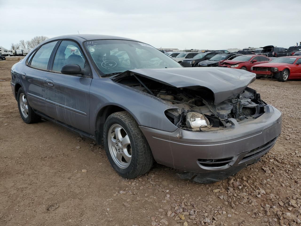 Ford Taurus se (2006)