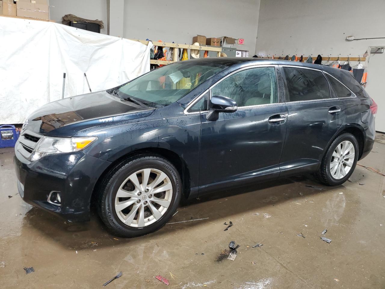 Toyota Venza le (2014)