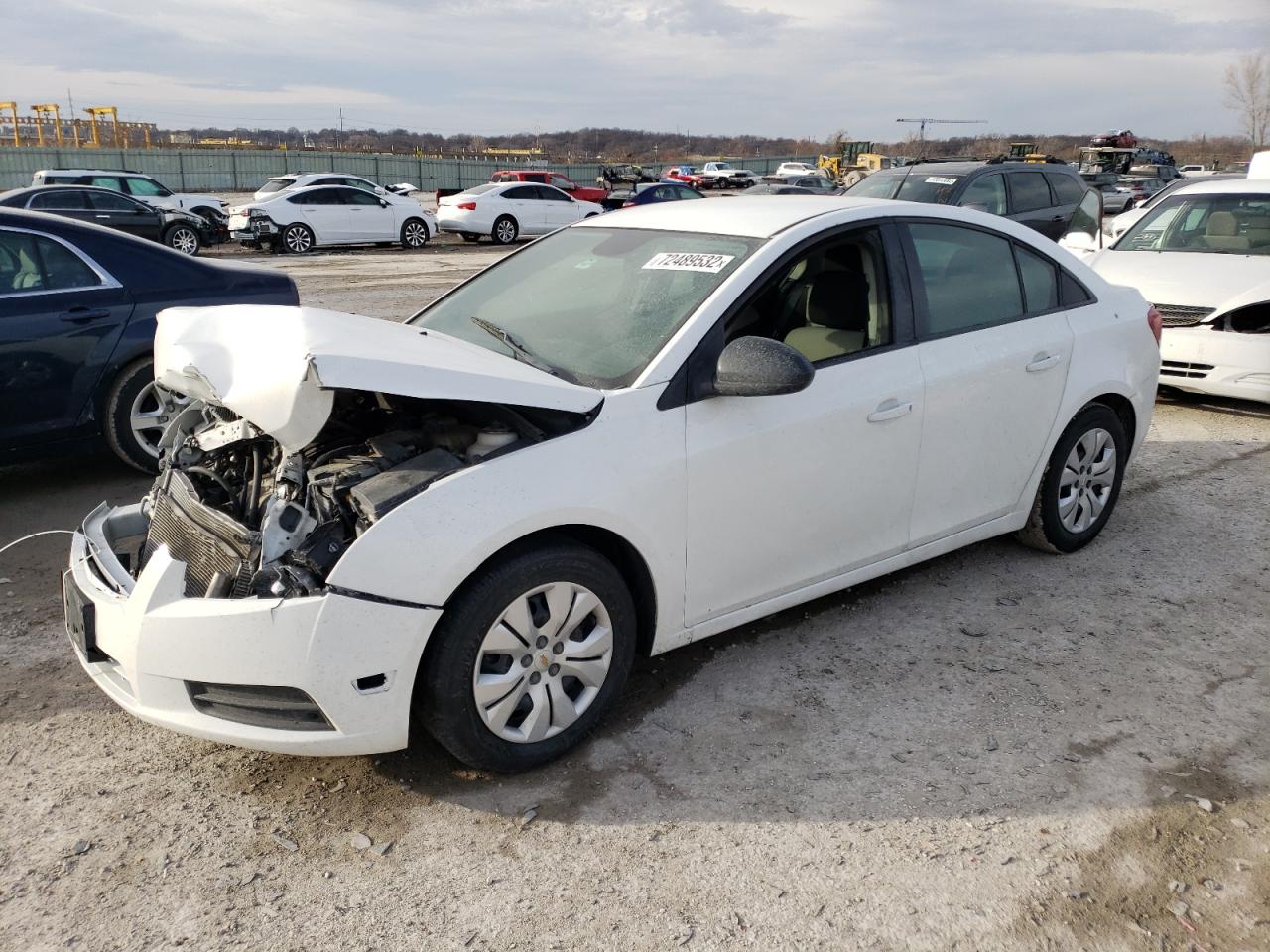 Chevrolet Cruze ls (2014)