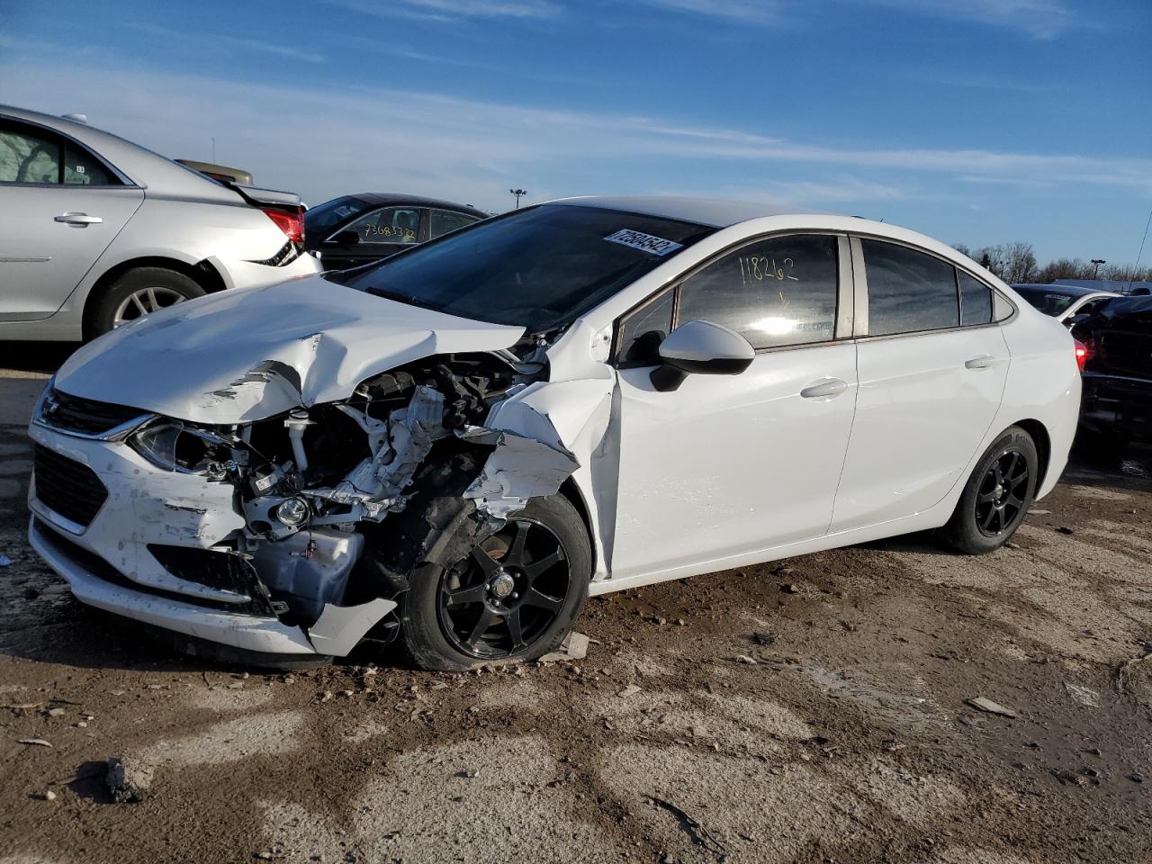 Chevrolet Cruze ls (2017)