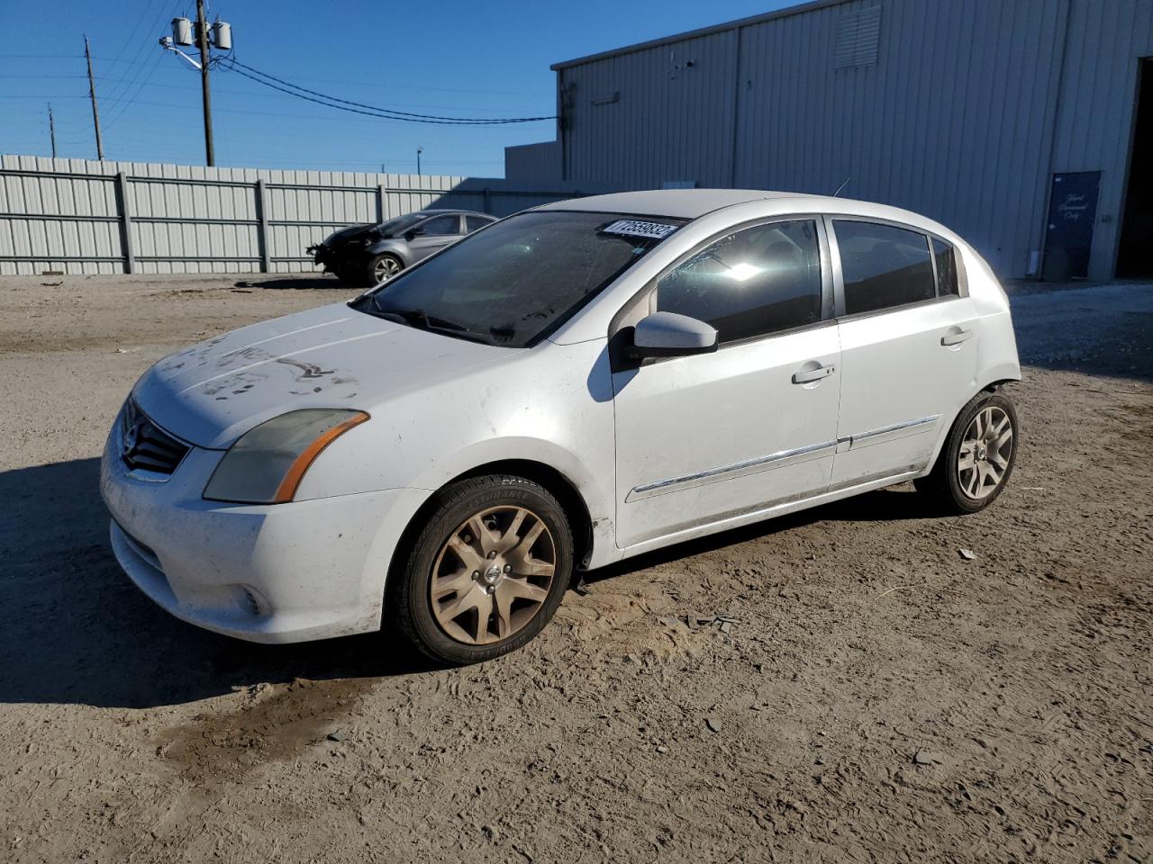 Nissan Sentra 2-0 (2010)