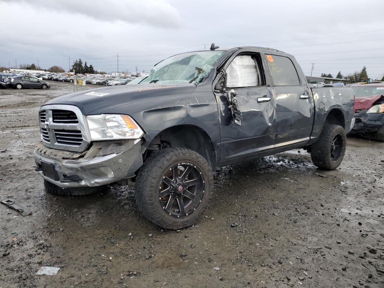 Ram 1500 slt (2017)