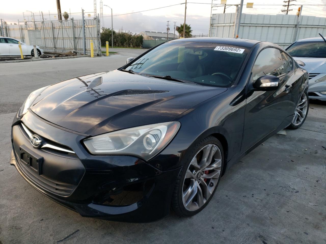 Hyundai Genesis co (2013)