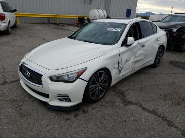 Infiniti Q50 base (2015)