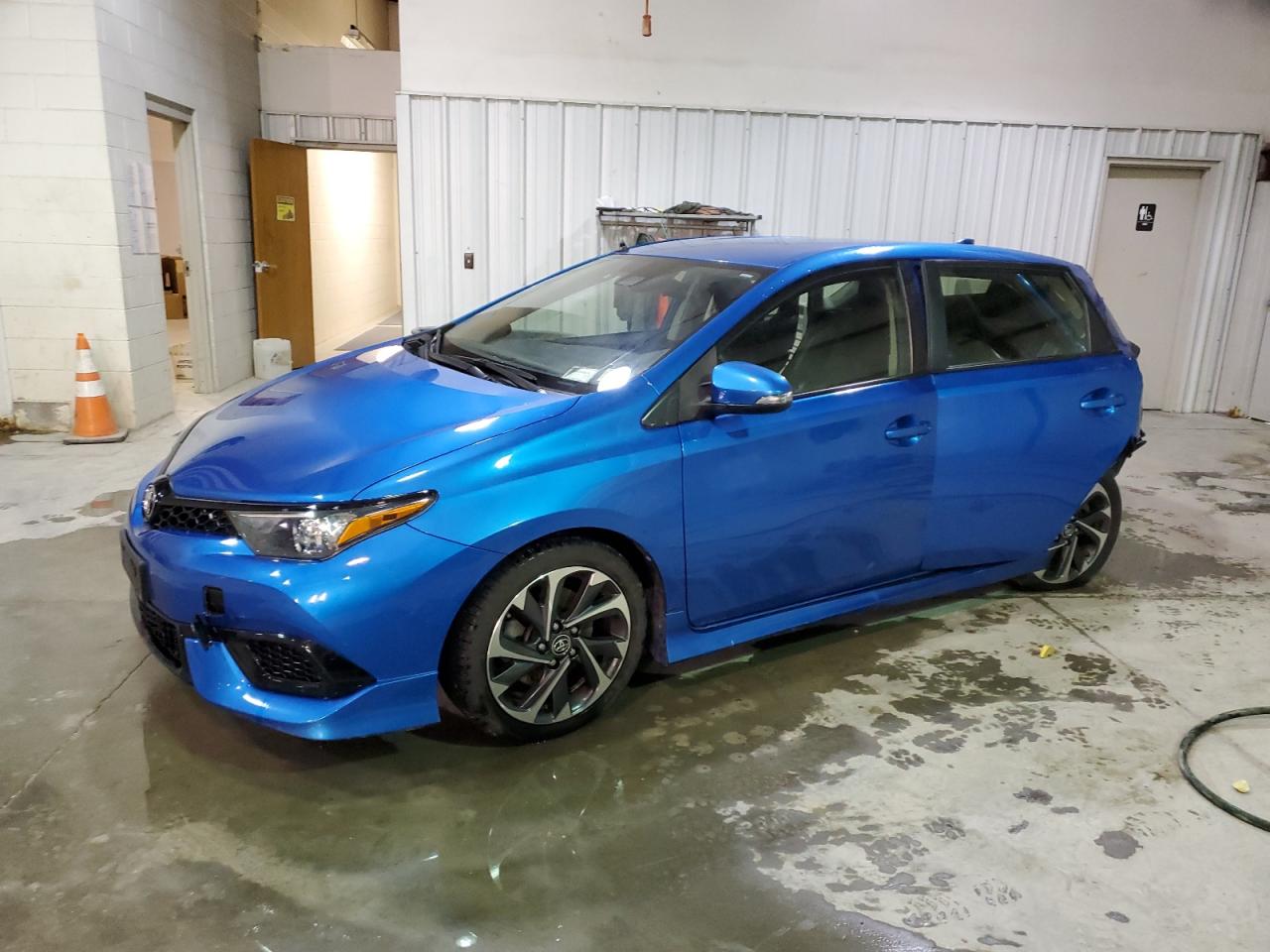 Toyota Corolla im (2017)
