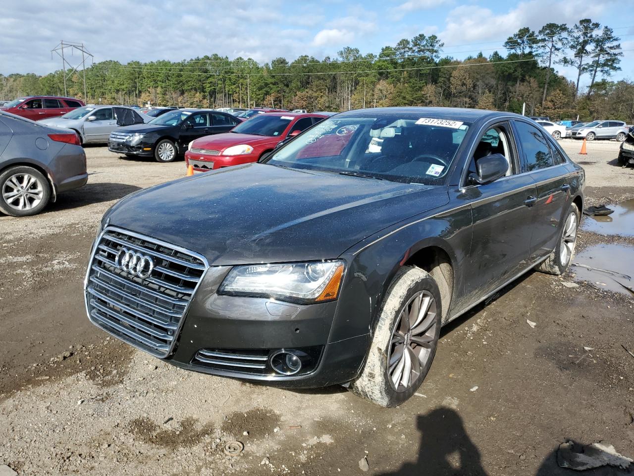 Audi A8 quattro (2013)