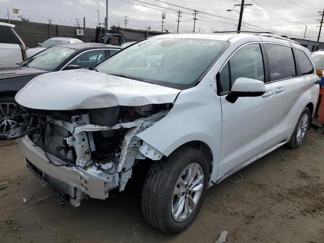 Toyota Sienna lim (2022)