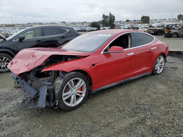 Tesla Model s (2015)