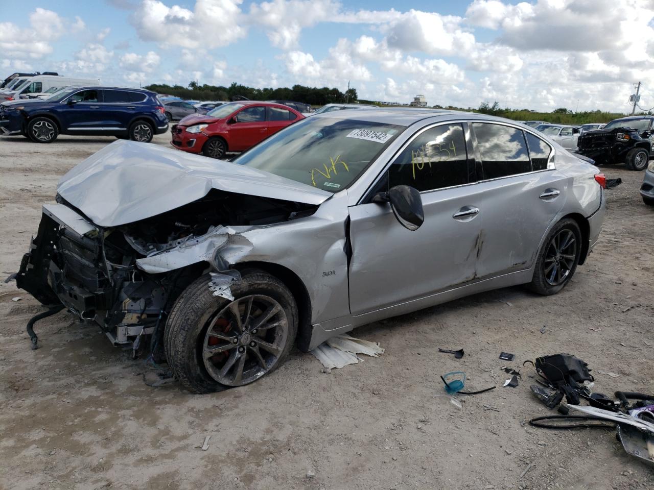 Infiniti Q50 premiu (2017)