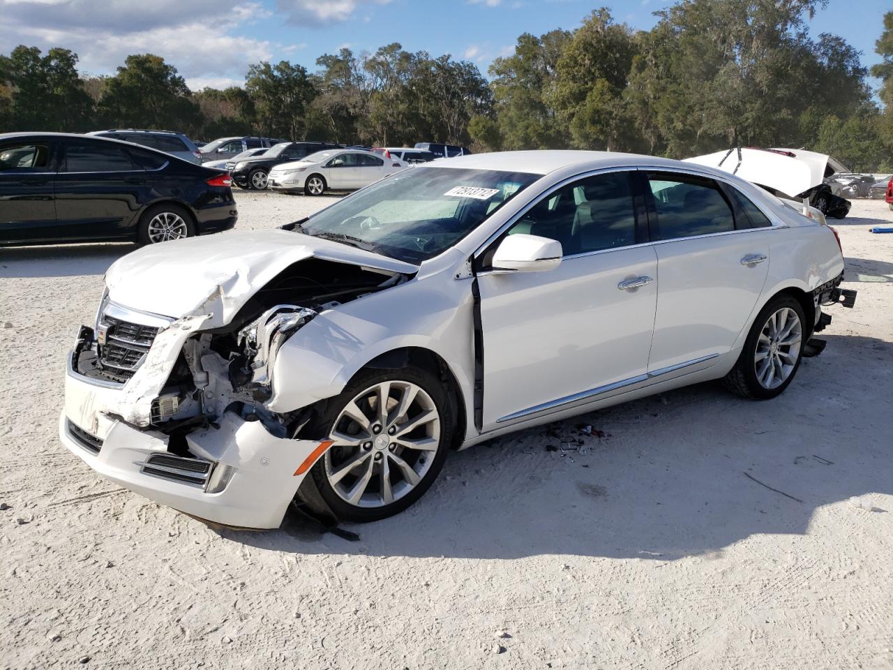 Cadillac Xts luxury (2017)