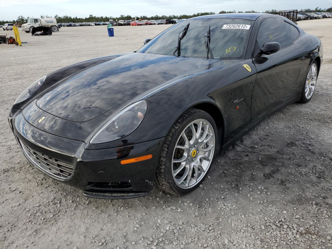 Ferrari 612 scagli (2010)
