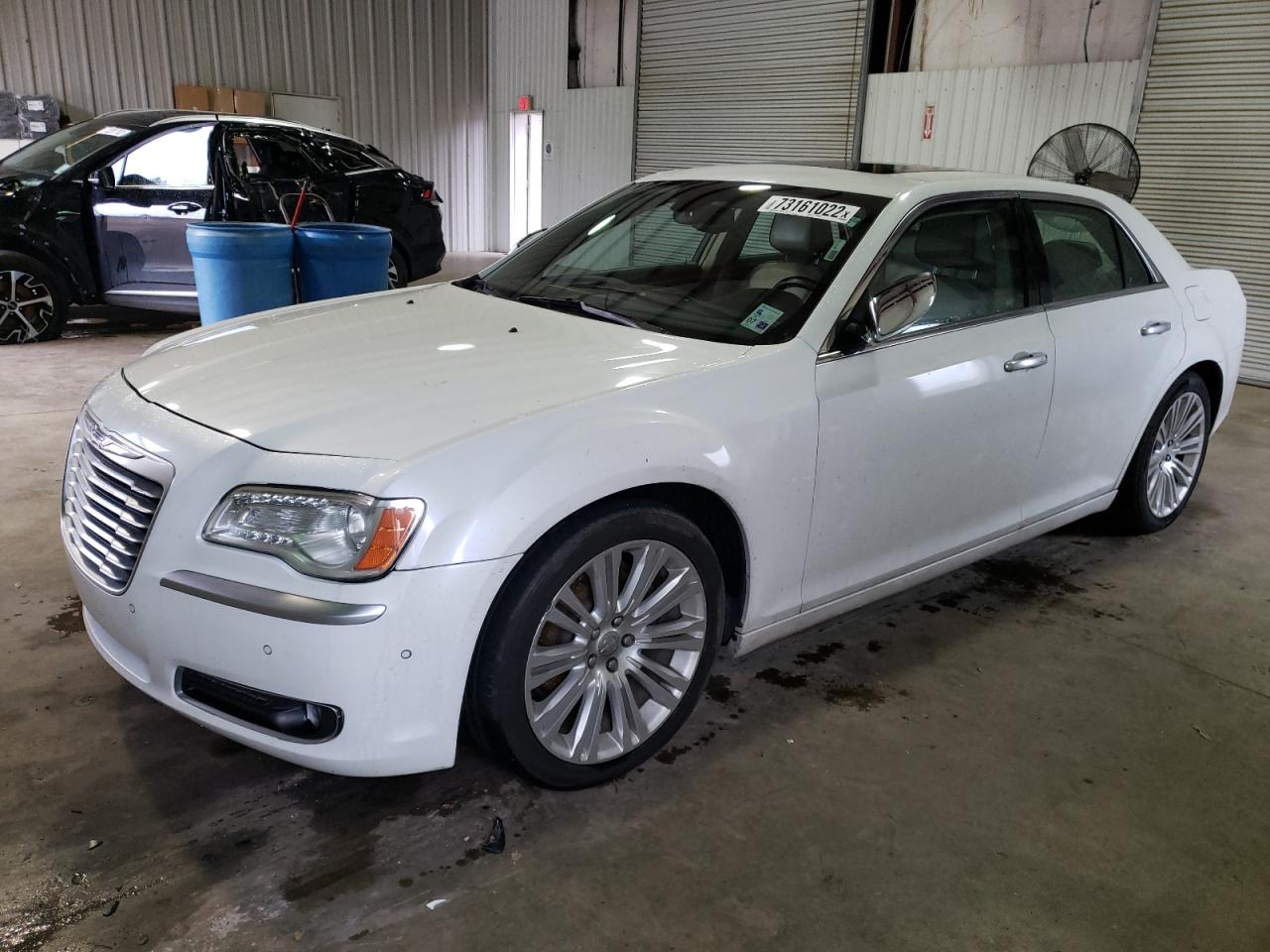 Chrysler 300c luxur (2013)
