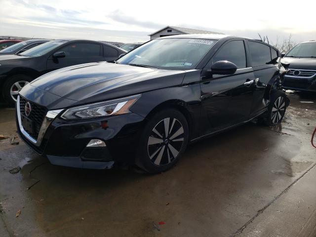 Nissan Altima sv (2022)