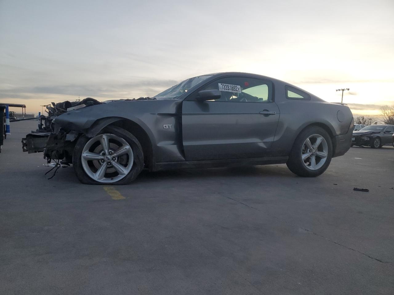 Ford Mustang gt (2010)