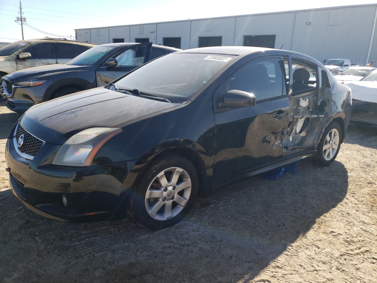 Nissan Sentra 2-0 (2011)
