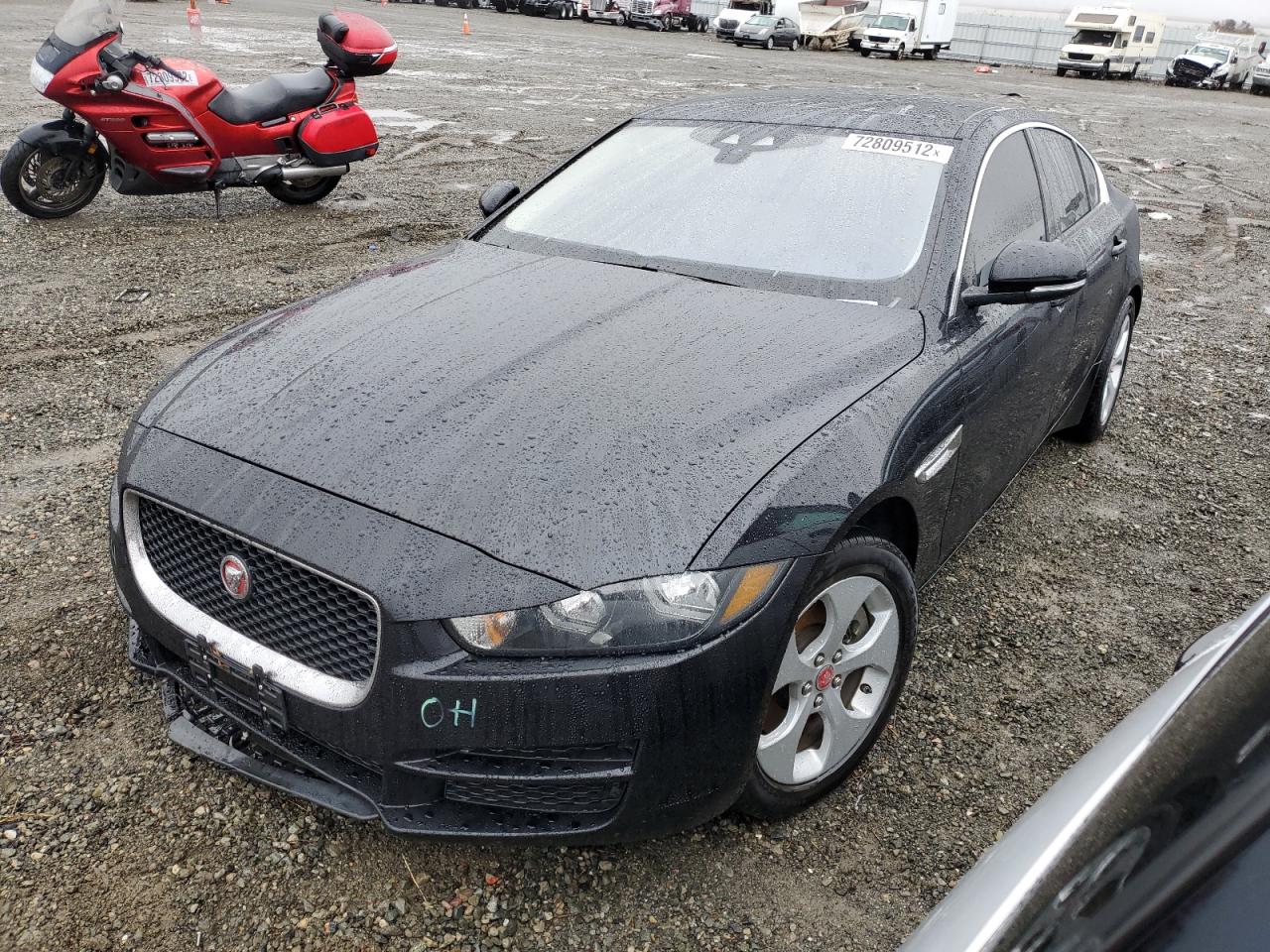 Jaguar Xe (2017)